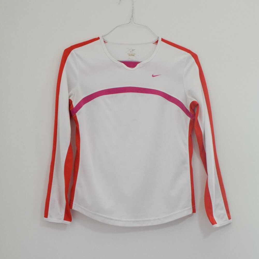 NIKE DriFit Moisture Wicking Long Sleeve Active Shirt